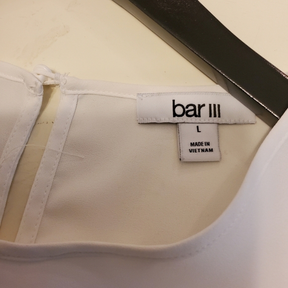 Bar III - White Sleeveless Blouse - L - Picture 4 of 7